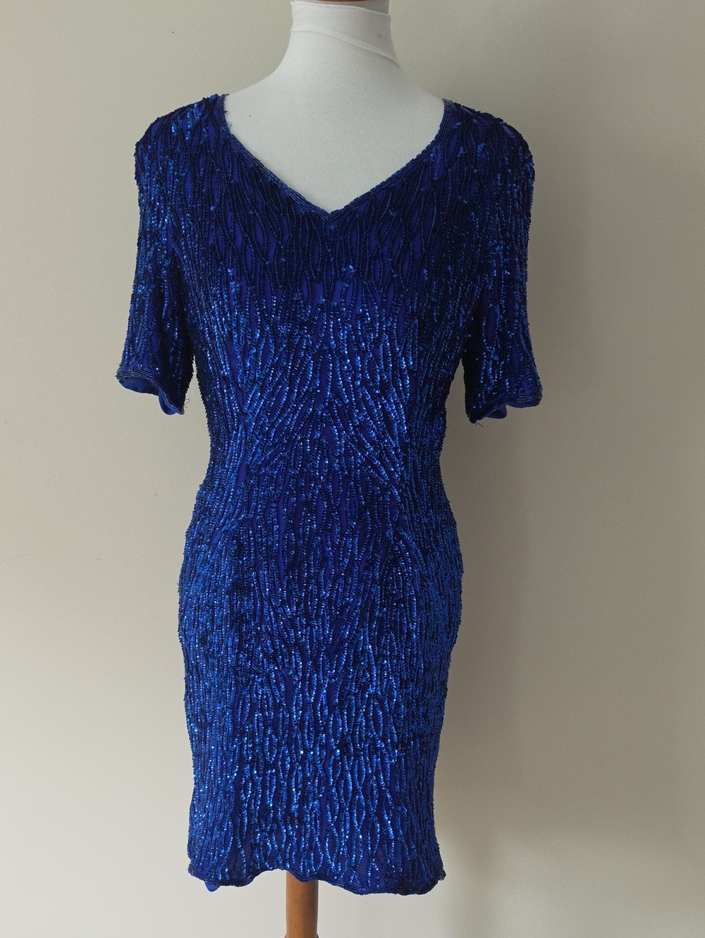 Stenay Vintage Blue Sequin V-Neck Cocktail Dress
